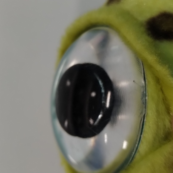 Plush Blue Eyed Baby Sea Turtle Yellow & Brown Spots - Picture 13 of 13